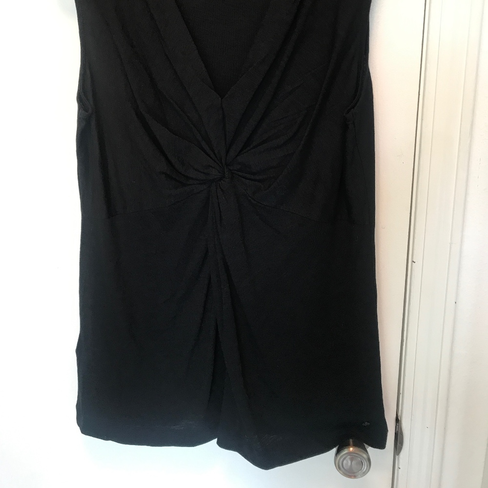 M - Eddie Bauer - V-Neck Knit top NWOT - Picture 4 of 4